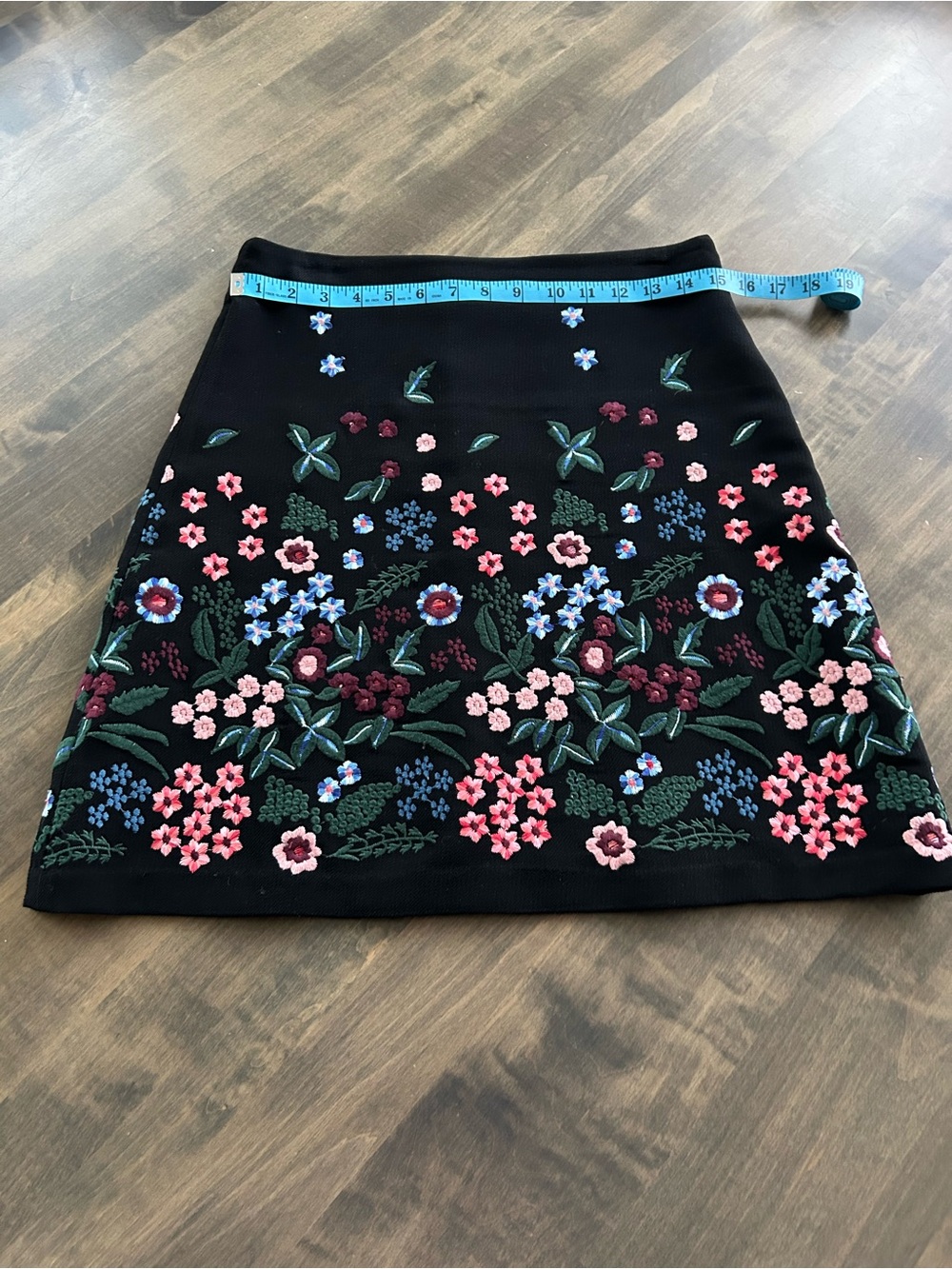 Zara Black A-Line Skirt with Multicolor Floral Embroidery